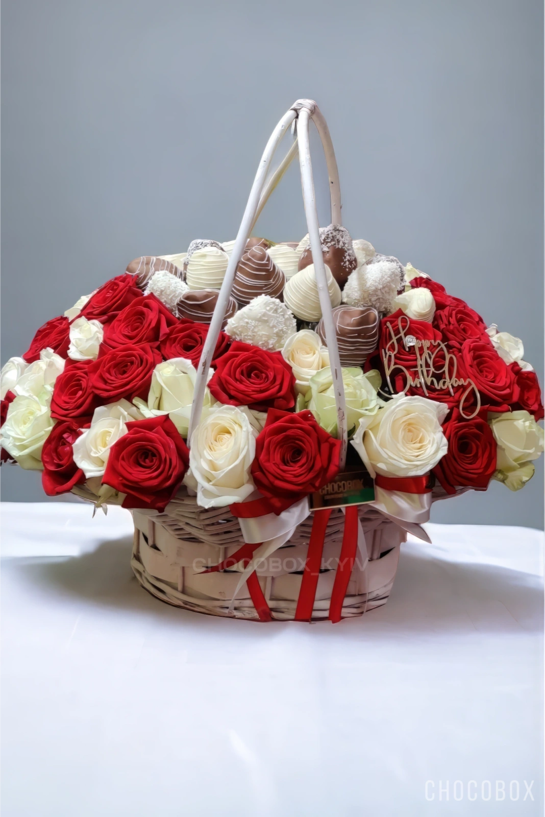 Композиция из клубники в шоколаде - CHOCOBOX