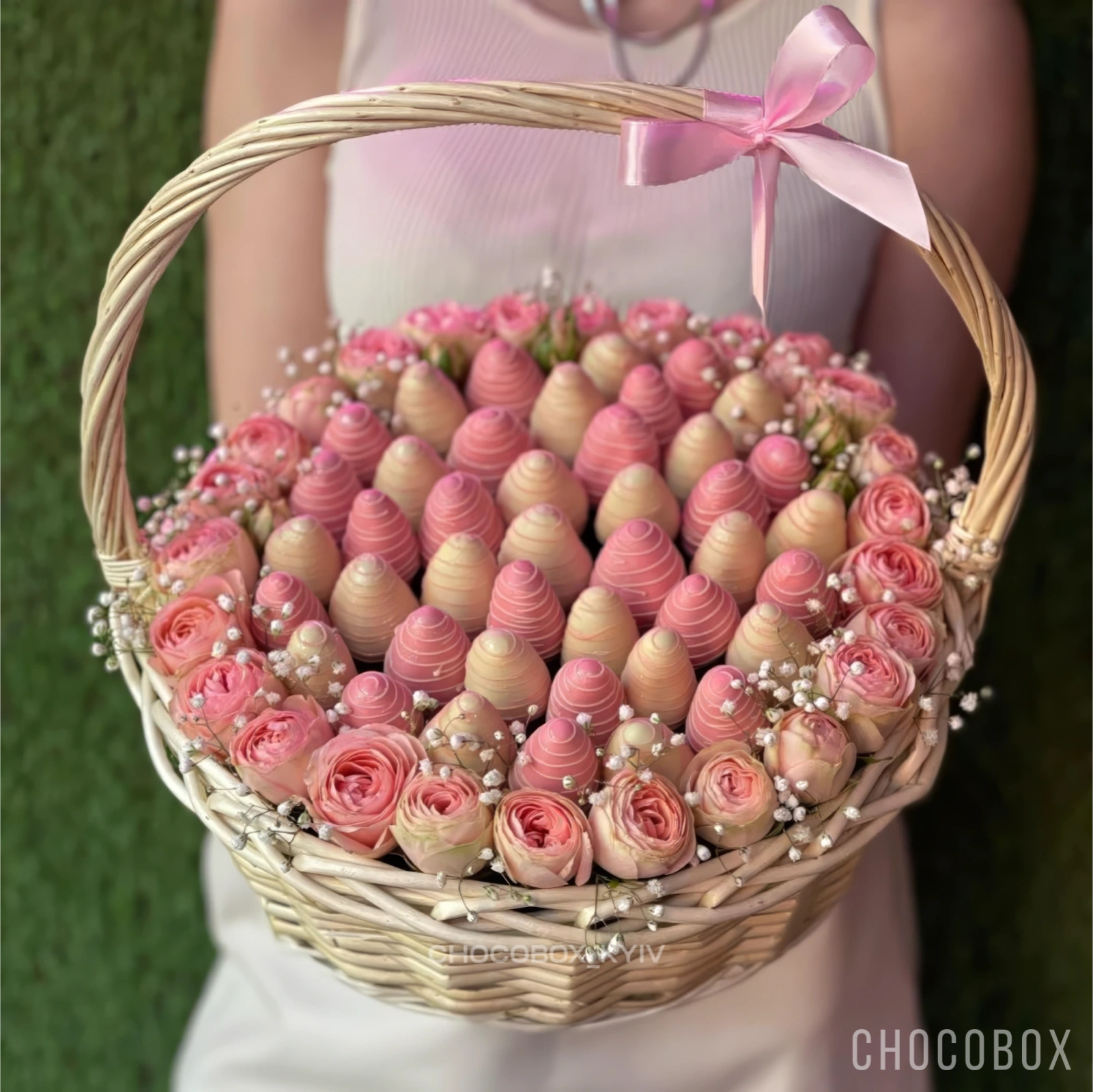 Композиция из клубники в шоколаде - CHOCOBOX