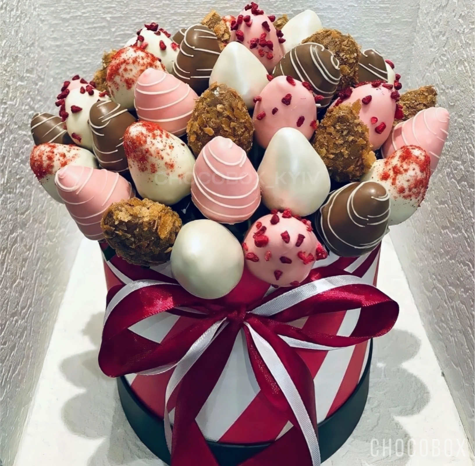 Композиция из клубники в шоколаде - CHOCOBOX