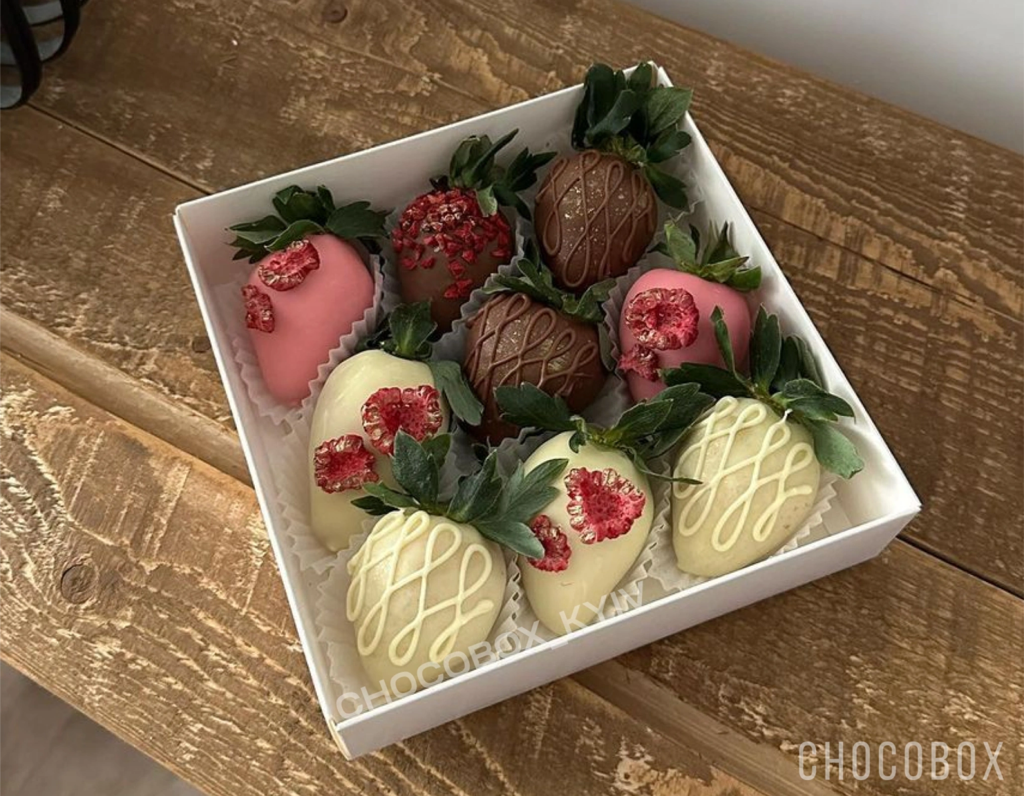 Бокс с клубники в шоколаде