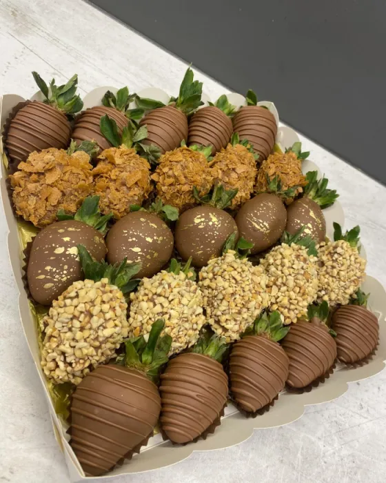 Бокс з полуниці у шоколаді - CHOCOBOX