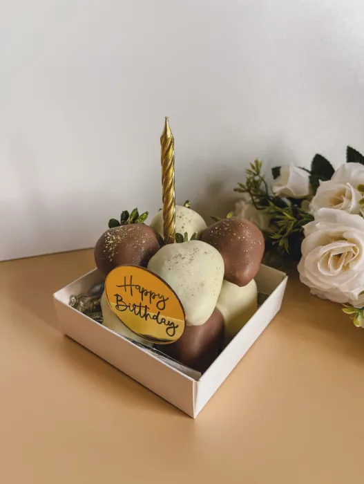 Бенто торт з полуниці в шоколаді - CHOCOBOX