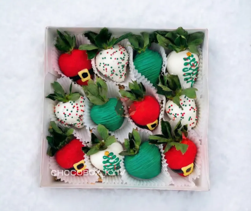 Новорічний бокс з полуницею в шоколаді - CHOCOBOX