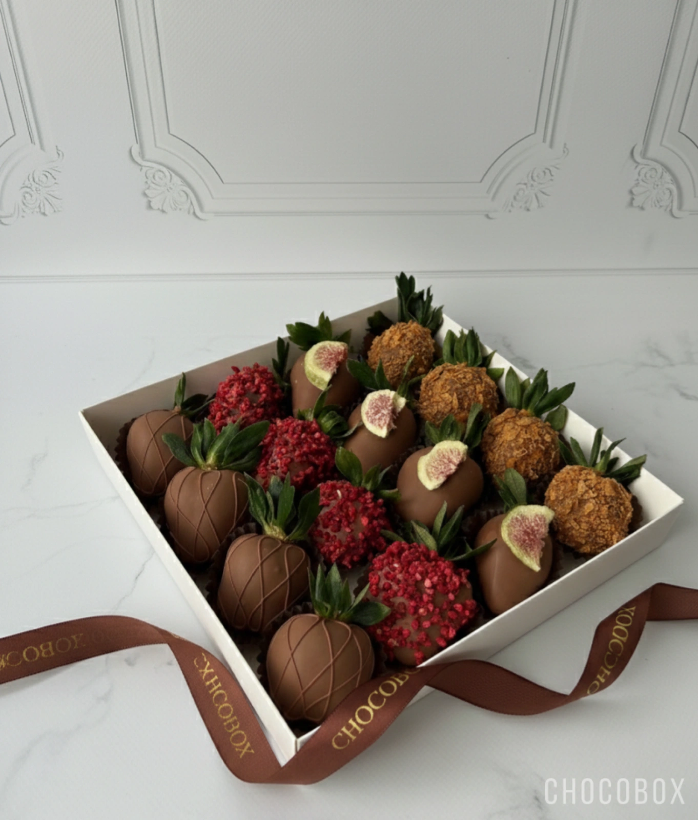 Бокс з полуниці у шоколаді - CHOCOBOX