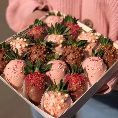 Бокс з полуниці у шоколаді - CHOCOBOX