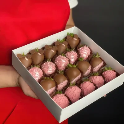 Бокс з полуниці у шоколаді - CHOCOBOX