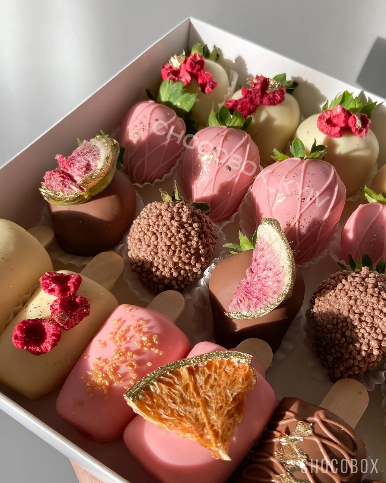 Бокс с бананами в шоколаде - CHOCOBOX